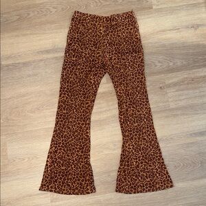 Leopard Print Flare leggings